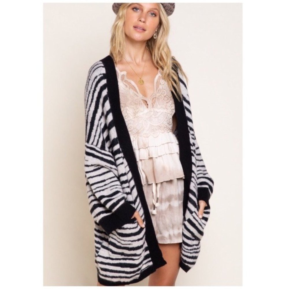 Pol Black & White Zebra Pattern Open Cardigan - image 2